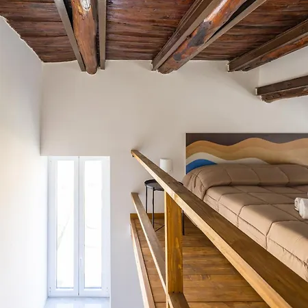 Carrozzieri Nest At Historical Center Apartman *