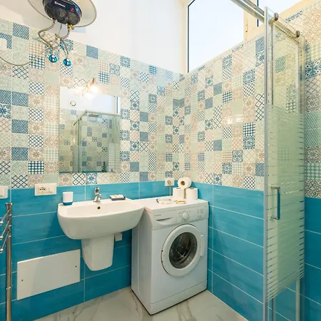 Apartman Carrozzieri Nest At Historical Center Nápoly