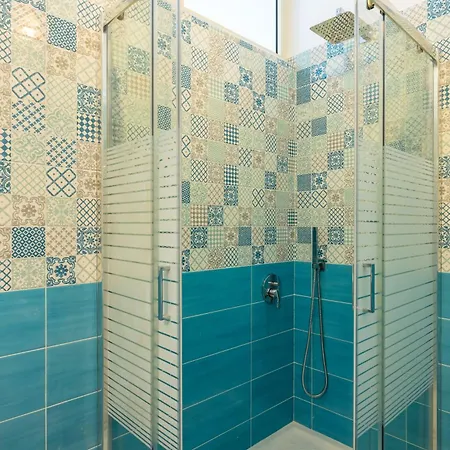 Apartman Carrozzieri Nest At Historical Center *