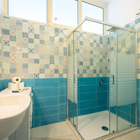 Apartman Carrozzieri Nest At Historical Center *