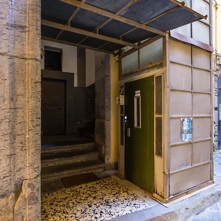 Apartman Carrozzieri Nest At Historical Center Nápoly